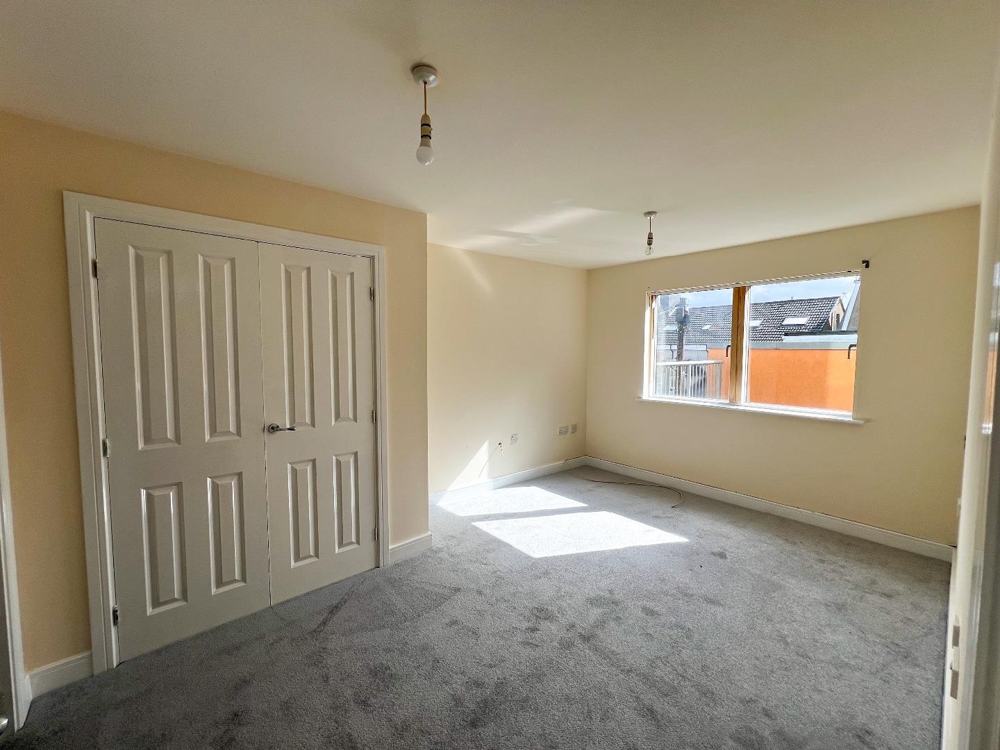 Esplanade, Porthcawl, Bridgend County Borough, CF36 3YE